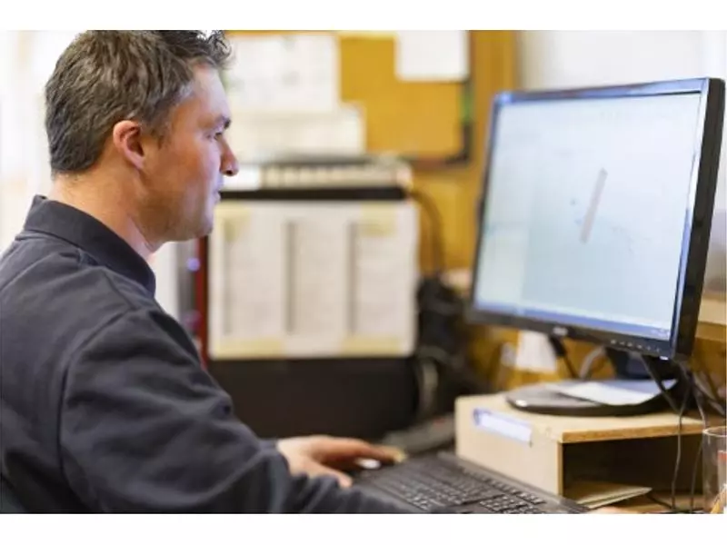 BE-9774 (Telefon).webp